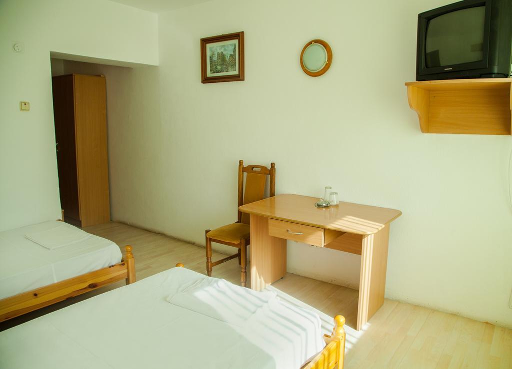 Hotel Vlasca Giurgiu Quarto foto
